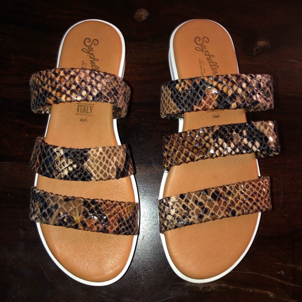 Seychelles sandals.